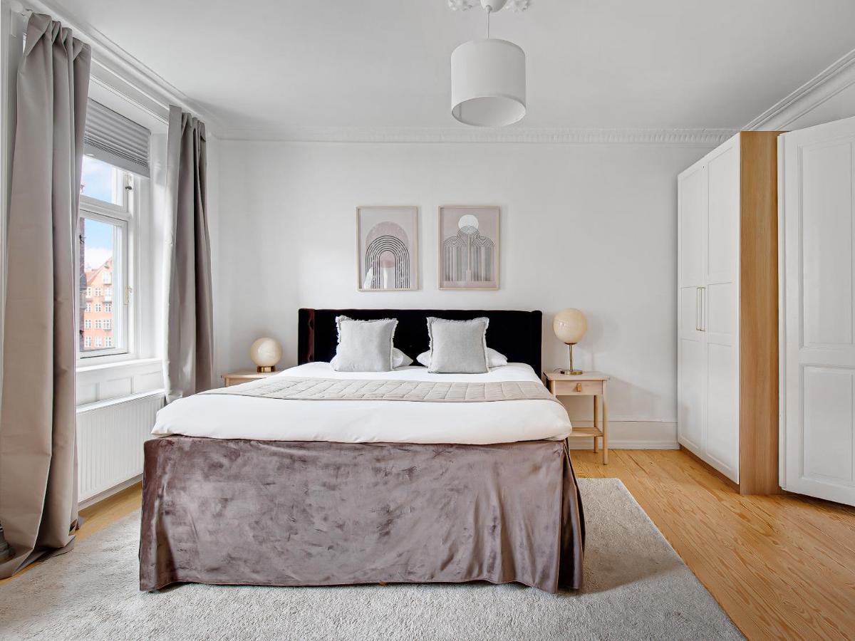 Sanders Stage - Chic Three-Bedroom Apartment Near Nyhavn Copenhaga Exterior foto