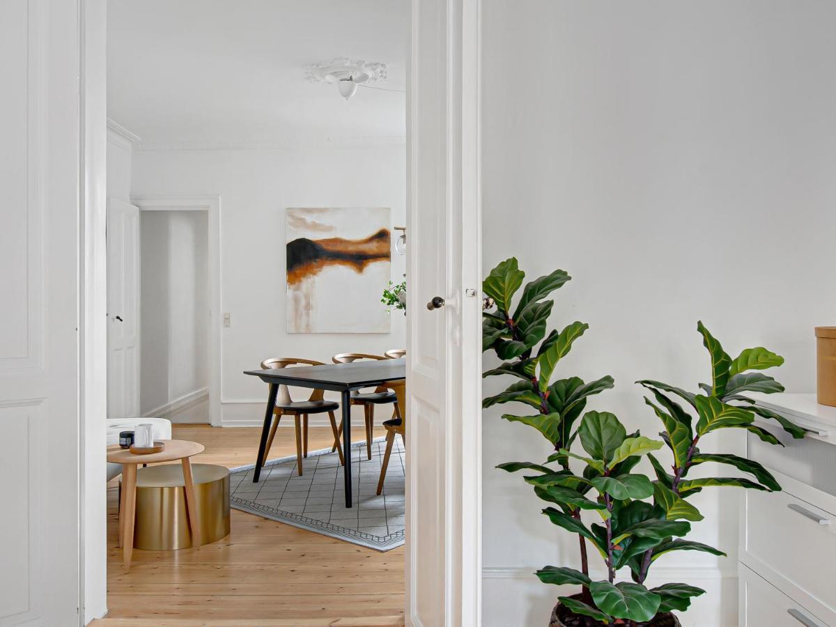 Sanders Stage - Chic Three-Bedroom Apartment Near Nyhavn Copenhaga Exterior foto